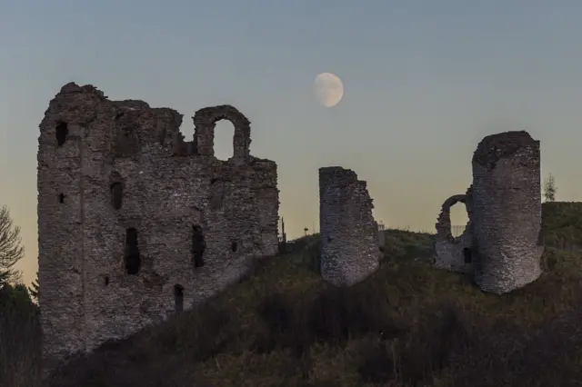 Supermoon over Clun Castle, Shropshire