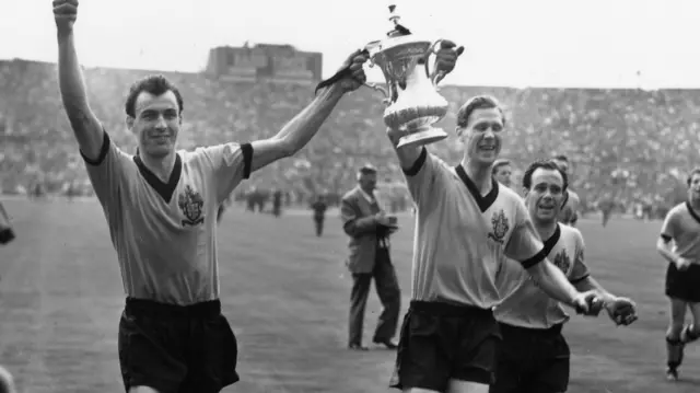 Wolves win 1960 FA Cup