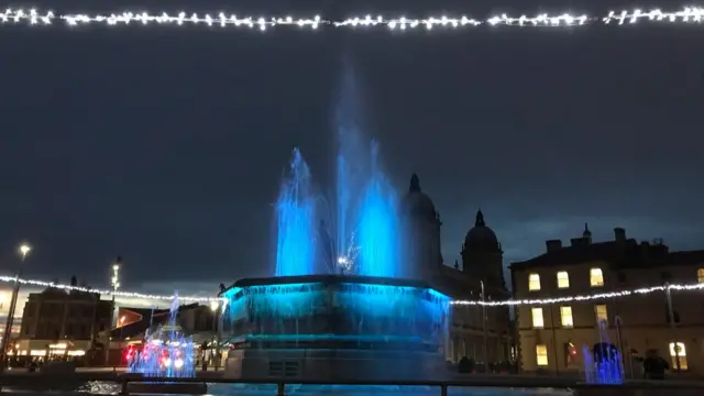 Fountain turned blue in Hull