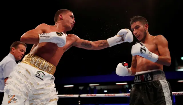 Lee Selby aims a punch at Eduardo Ramirez