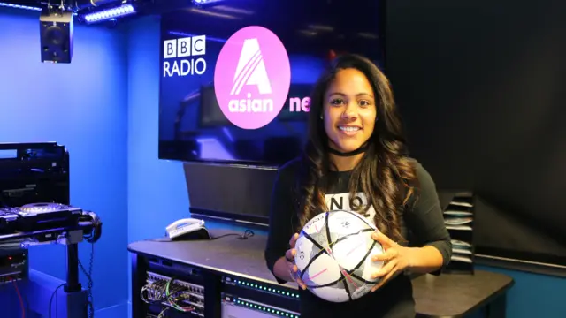 Alex Scott urges you to sign up for the 2017 FA People's Cup