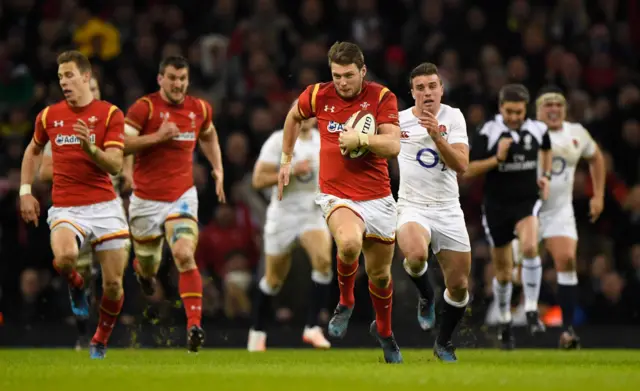 Dan Biggar makes an interception