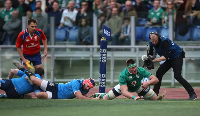 CJ Stander scores