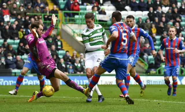 Mikael Lustig scores