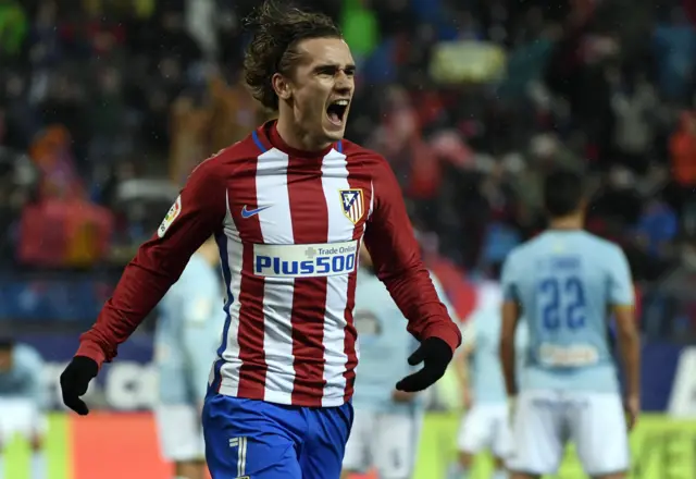 Antoine Griezmann celebrates