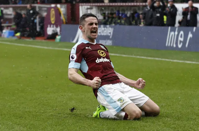 Robbie Brady celebrates