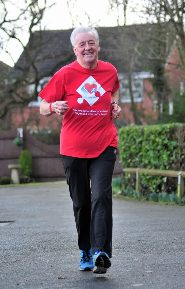 Colin Barratt running