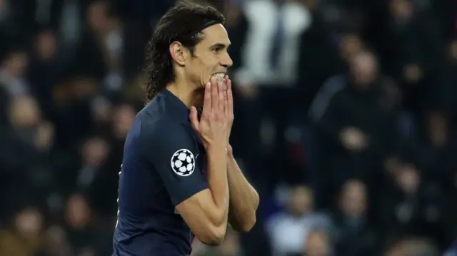 Paris Saint-Germain's Edinson Cavani reacts