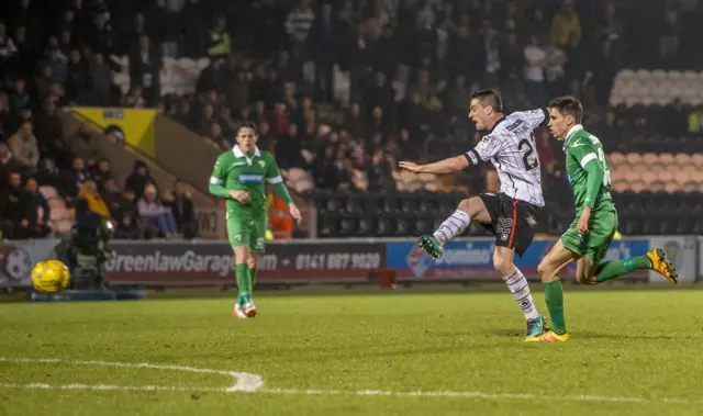 Stephen McGinn fires St Mirren's equaliser