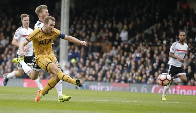 Harry Kane scores