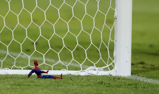 Spiderman on the pitch