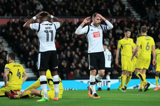 Darren Bent misses a chance for Derby