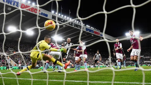 Yoan Gouffran scores the opening goal for Newcastle