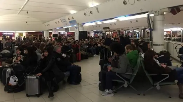 Queues in a departure lounge