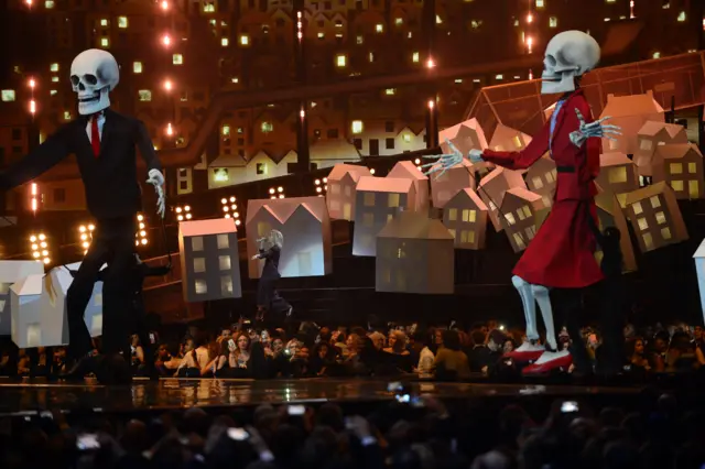 Puppets from Katy Perry performance