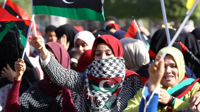 Women demonstrating in Libya