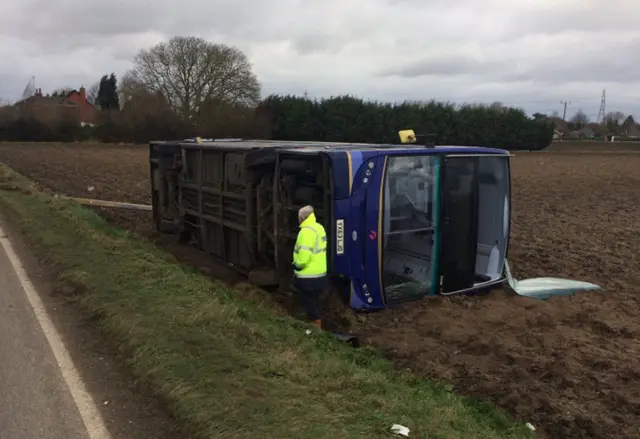 Bus toppled by wind in Wisbech