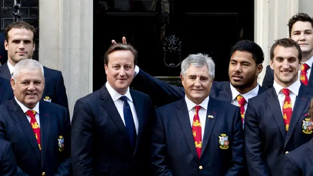 Manu Tuilagi bunny ears behind David Cameron