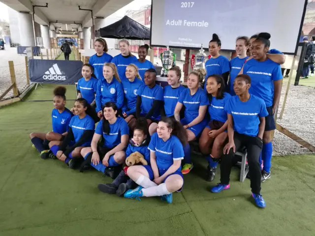 South London Laces team photo