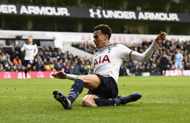 Dele Alli scores Spurs fourth