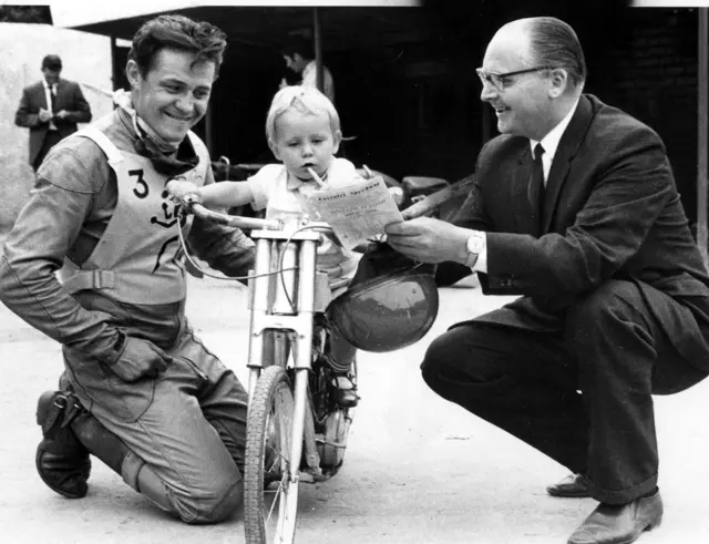 
          Nigel Boocock and son Darren, with promoter Charles Ochiltree
        