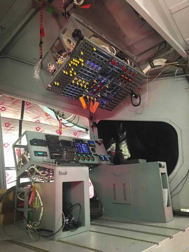 Inside the cockpit of Airlander 10