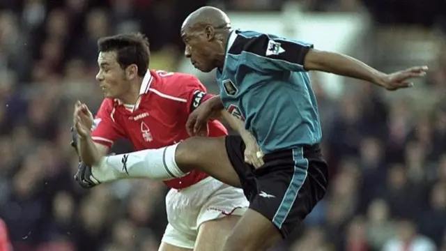 Steve Chettle and Dion Dublin