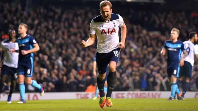 Harry Kane celebrates