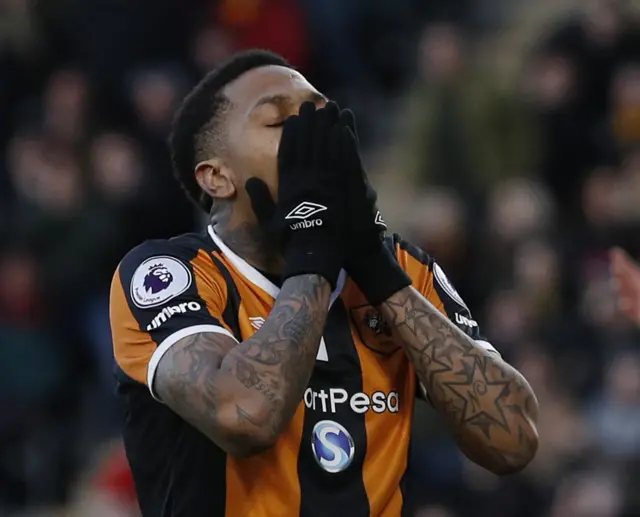 Abel Hernandez looks dejected