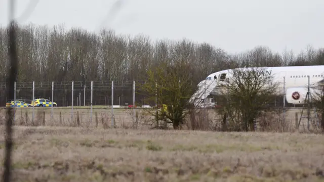 Pakistani 757 at Stansted Airport