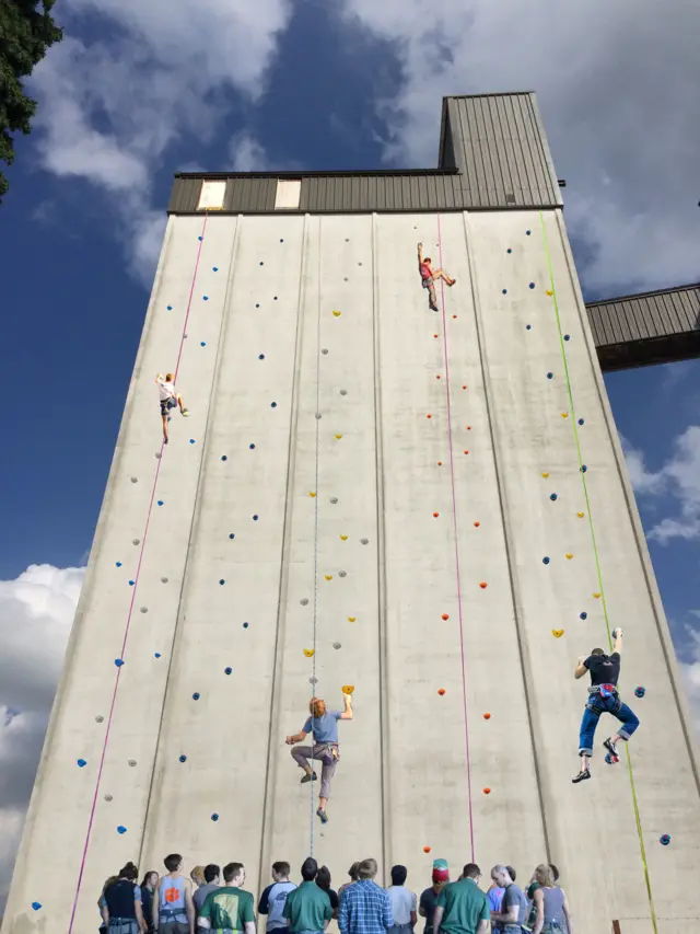 Climbing wall