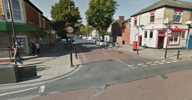 Photo of the junction on Newland Avenue with Goddard Avenue