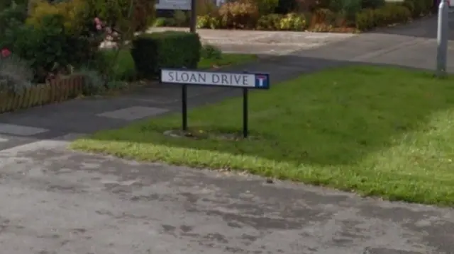 Sloan Drive sign