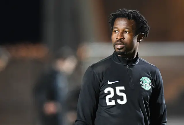 Efe Ambrose