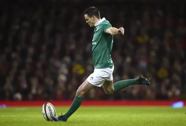 Jonny Sexton kicks a penalty