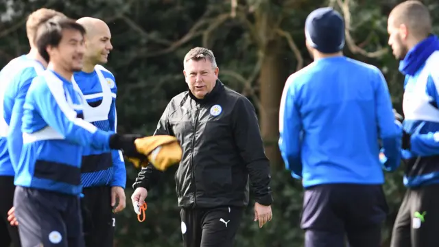 Craig Shakespeare (centre)