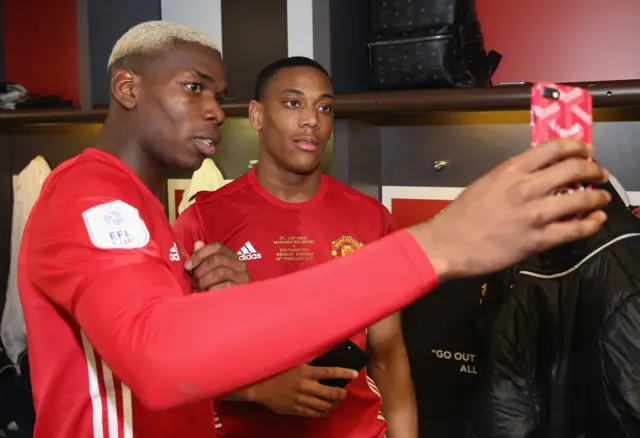 Paul Pogba selfie