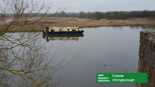 A narrow-boat in Irthlingborough