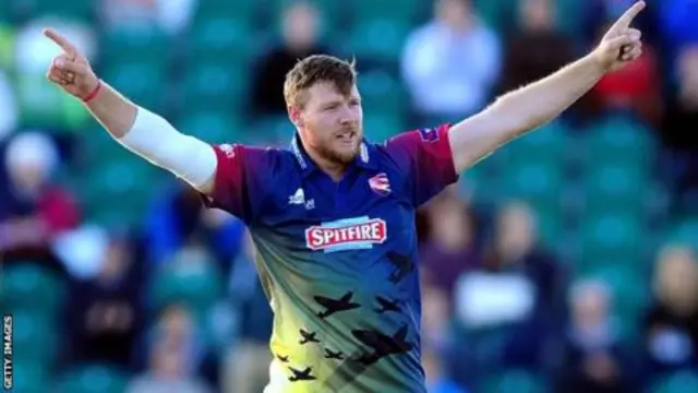 
          Kent fast bowler Matt Coles is back in training after opting not to travel to Dubai to take part in the North-South series due to a toe injury.
        