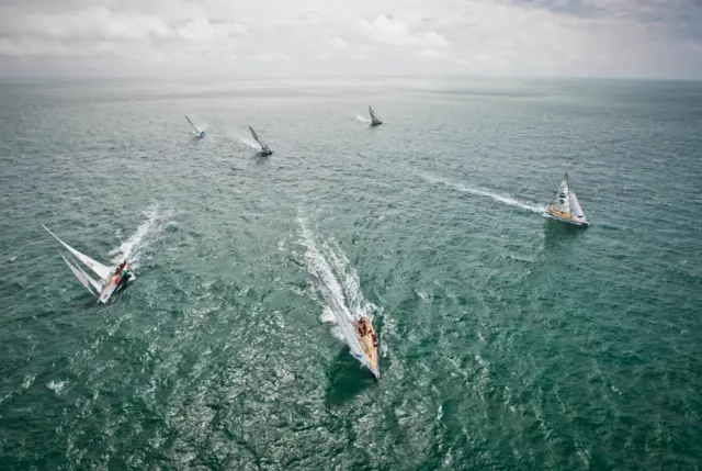 Yachts racing