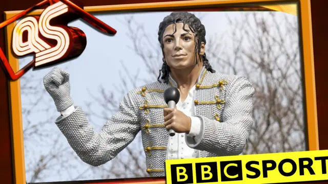 Michael Jackson statue