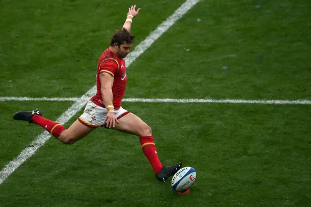 Leigh Halfpenny kicks at goal