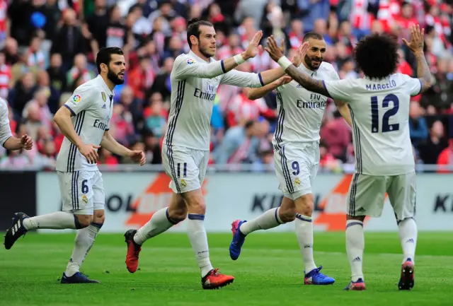 Karim Benzema celebrates