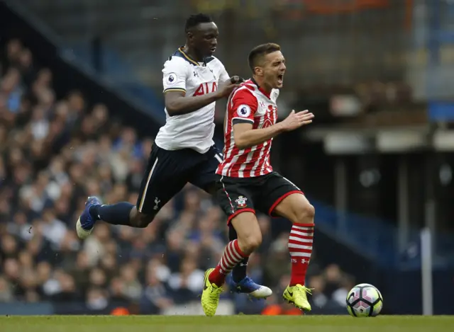 Wanyama foul