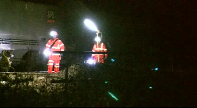 Engineers at derailment site