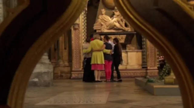 
          The women visited Westminster Abbey, accompanied by Baroness Nicholson in 2015
        