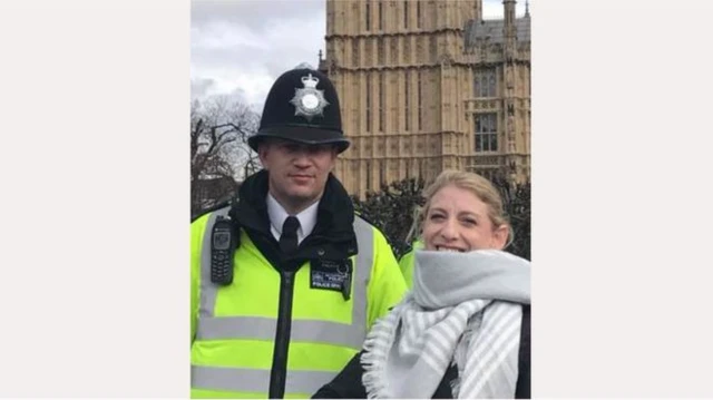 PC Palmer with tourist Staci Martin