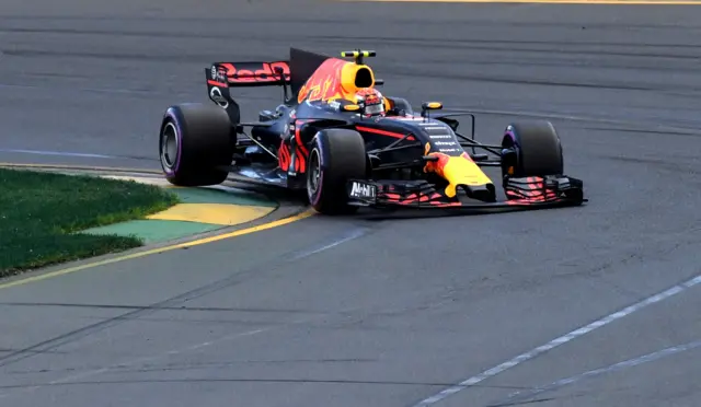 Ricciardo in action