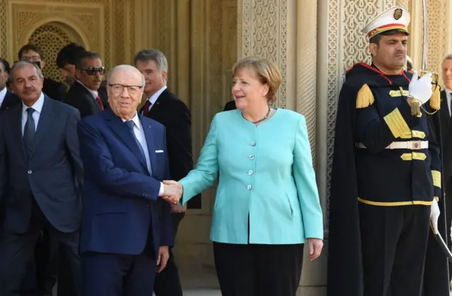 Beji Caid Essebsi and Angela Merkel