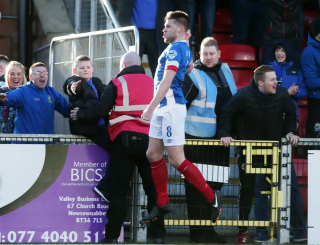 Linfield midfielder Stephen Lowry